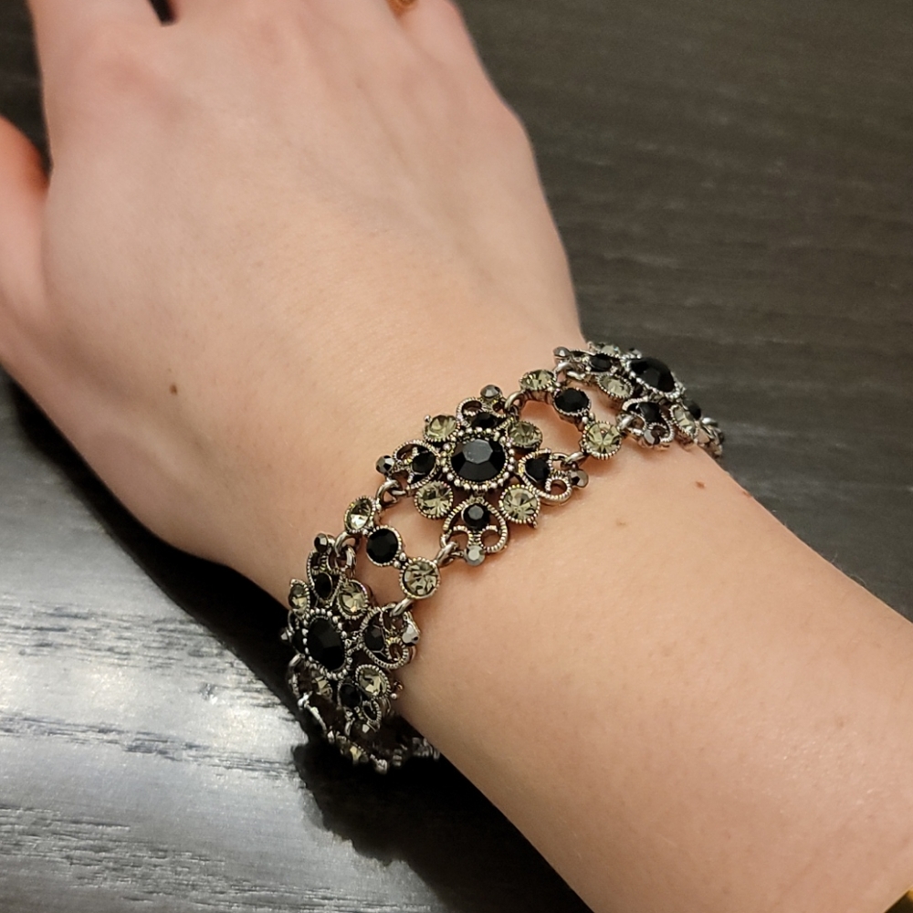 Black Gem Bracelet